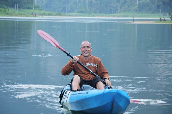 Auf Paddeltour im Khao Sok Nationalpark
